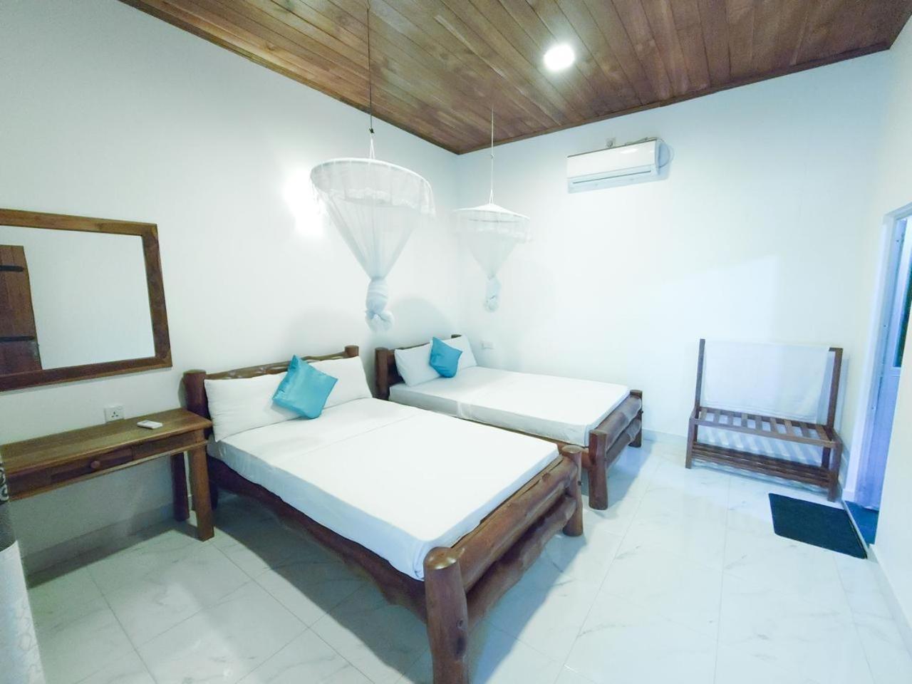 Wild Heaven Udawalawe Hotel Exterior photo